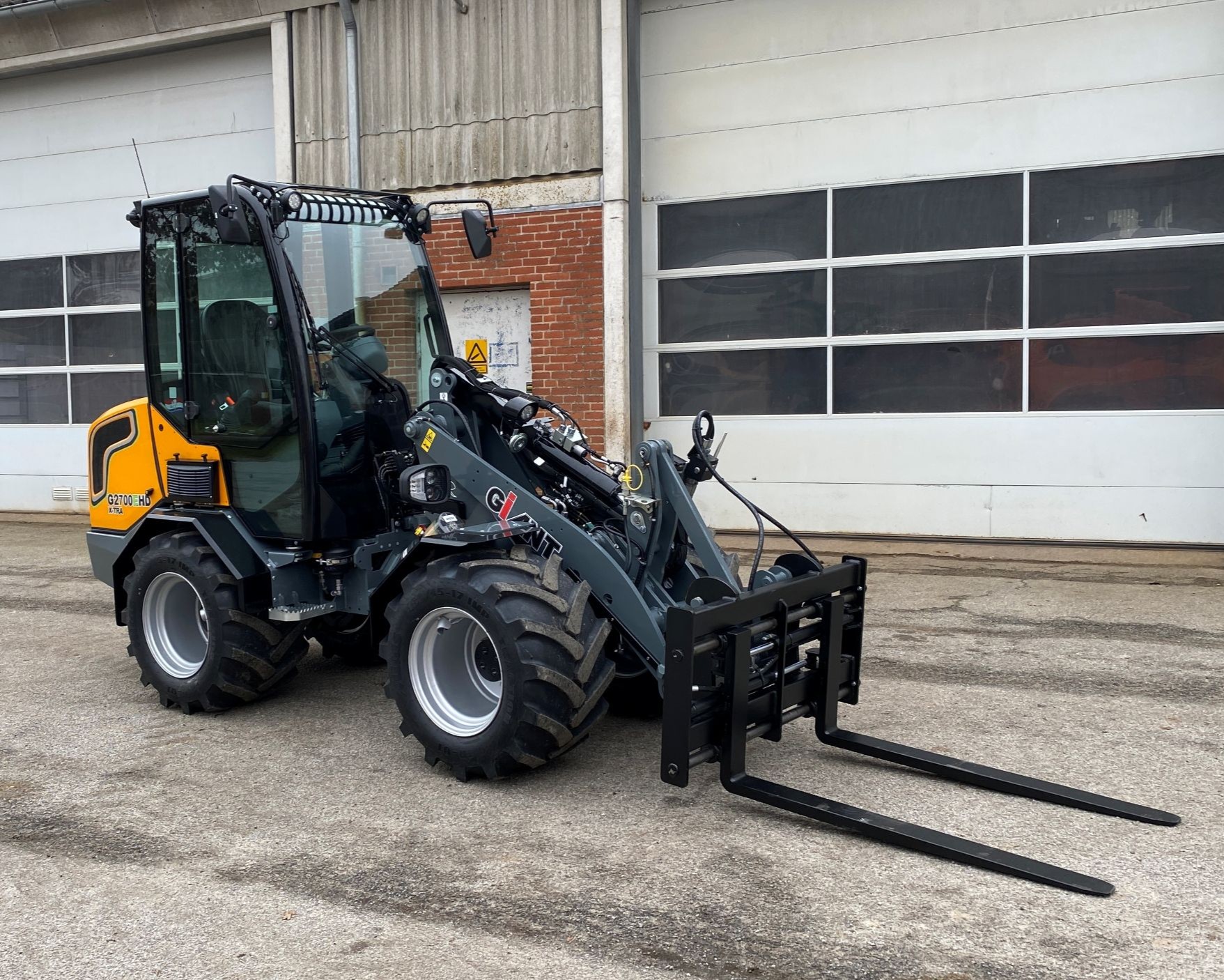 G2700E HD X-tra leveret af Sørensen og Lynggaard
